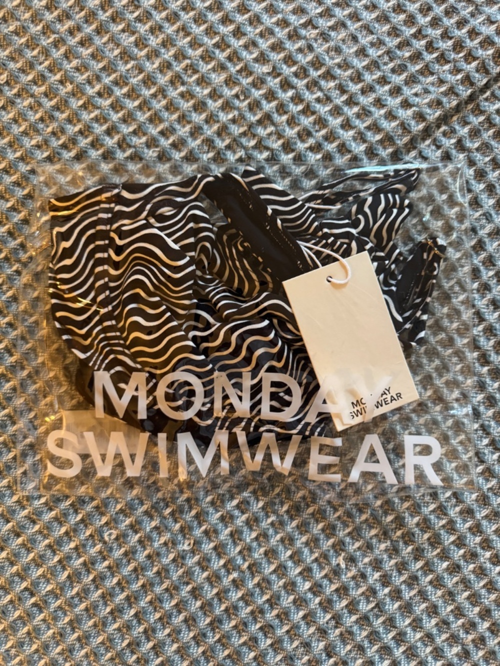 Monday Swimwear - Sorrento Top NWT - Black & White | Size L - Picture 3 of 5